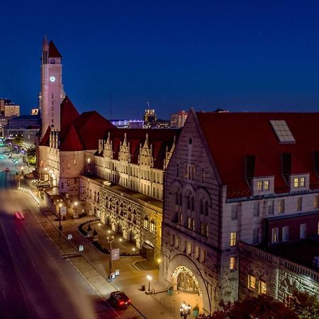 St. Louis Union Station Hotel, Curio Collection By Hilton Екстериор снимка