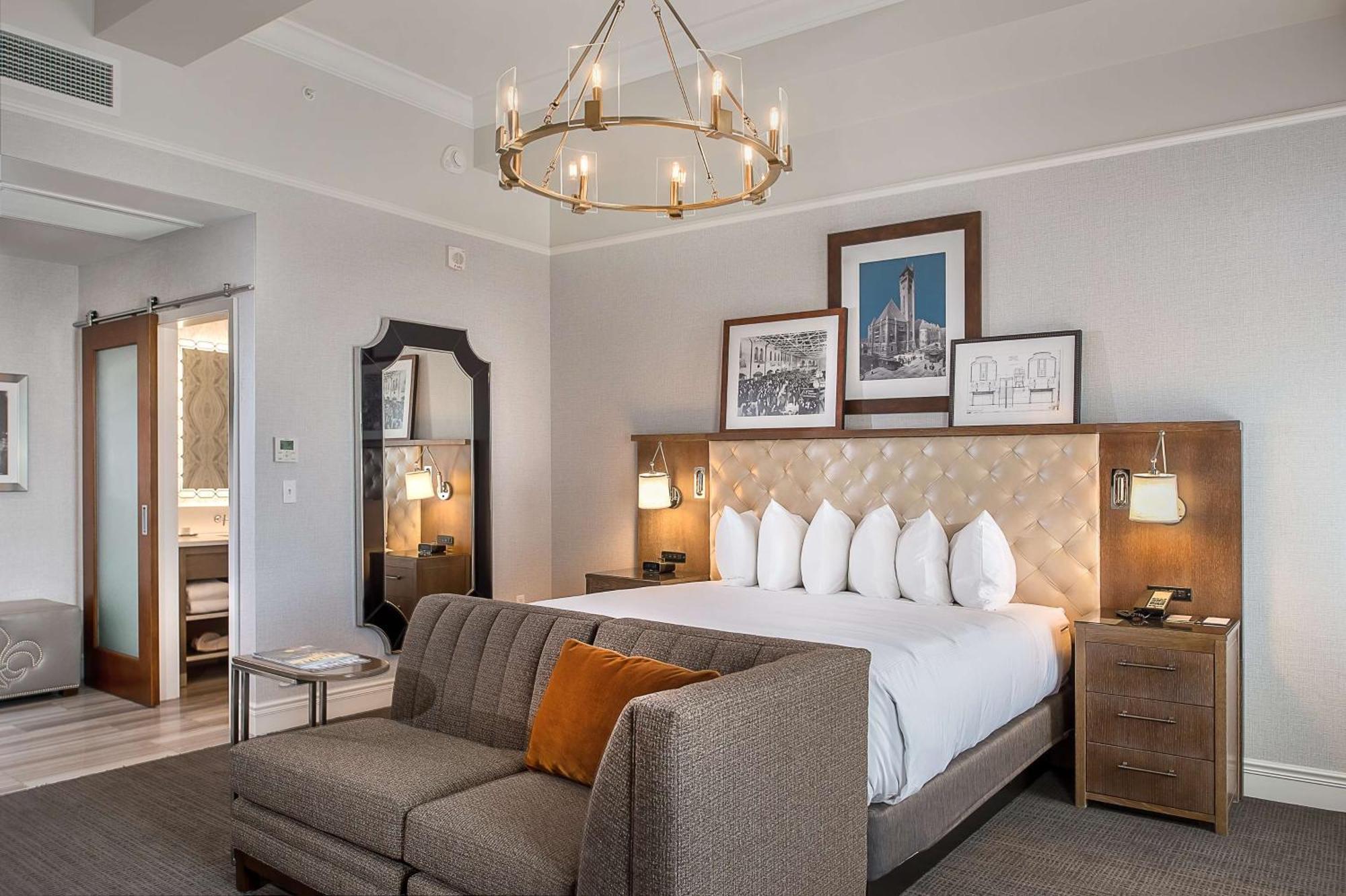 St. Louis Union Station Hotel, Curio Collection By Hilton Екстериор снимка